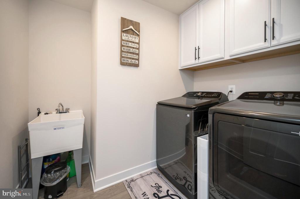 5432 HOLLEY OAK LN, FREDERICKSBURG, Virginia 22407, 4 Bedrooms Bedrooms, ,3 BathroomsBathrooms,Residential,5432 HOLLEY OAK LN,VASP2038896 MLS # VASP2038896