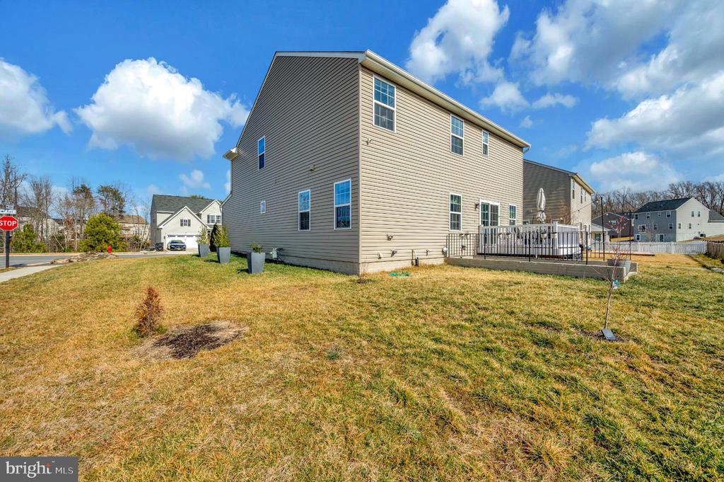 5432 HOLLEY OAK LN, FREDERICKSBURG, Virginia 22407, 4 Bedrooms Bedrooms, ,3 BathroomsBathrooms,Residential,5432 HOLLEY OAK LN,VASP2038896 MLS # VASP2038896