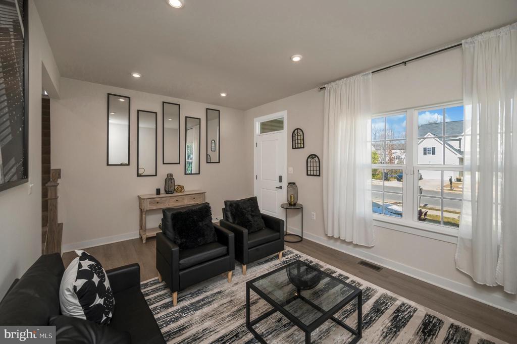 5432 HOLLEY OAK LN, FREDERICKSBURG, Virginia 22407, 4 Bedrooms Bedrooms, ,3 BathroomsBathrooms,Residential,5432 HOLLEY OAK LN,VASP2038896 MLS # VASP2038896