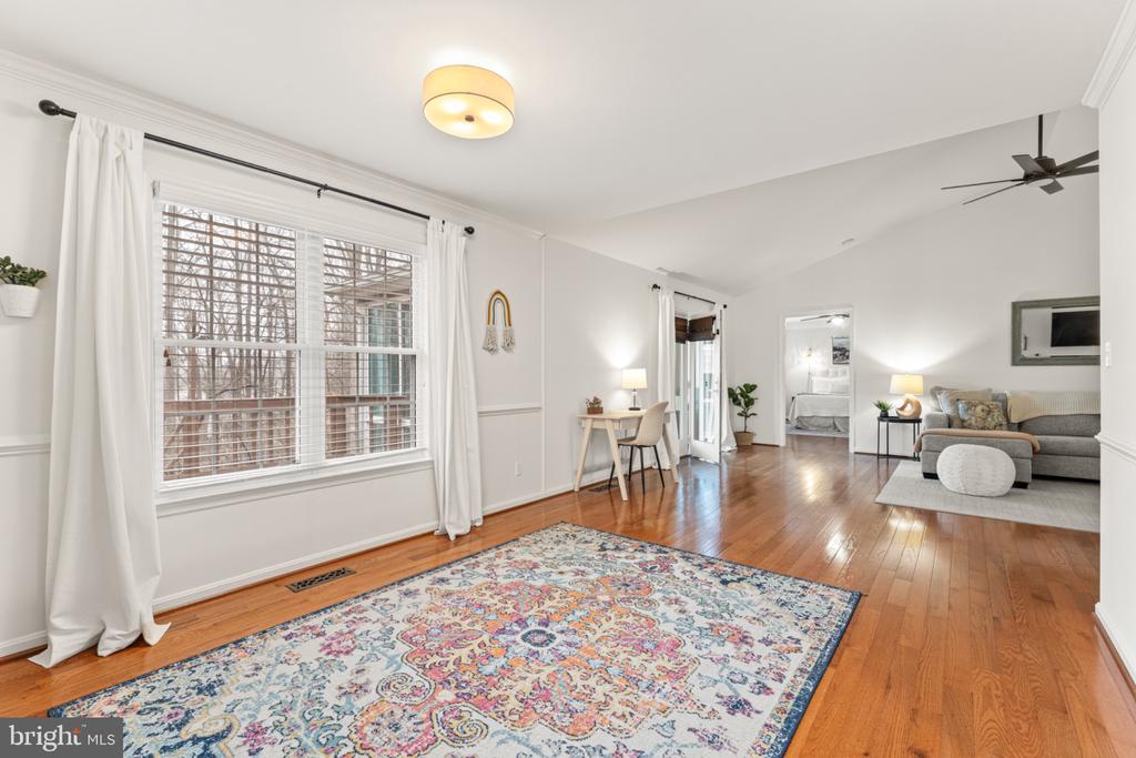 10111 OAT LANDS PL, FREDERICKSBURG, Virginia 22408, 3 Bedrooms Bedrooms, ,2 BathroomsBathrooms,Residential,10111 OAT LANDS PL,VASP2039518 MLS # VASP2039518