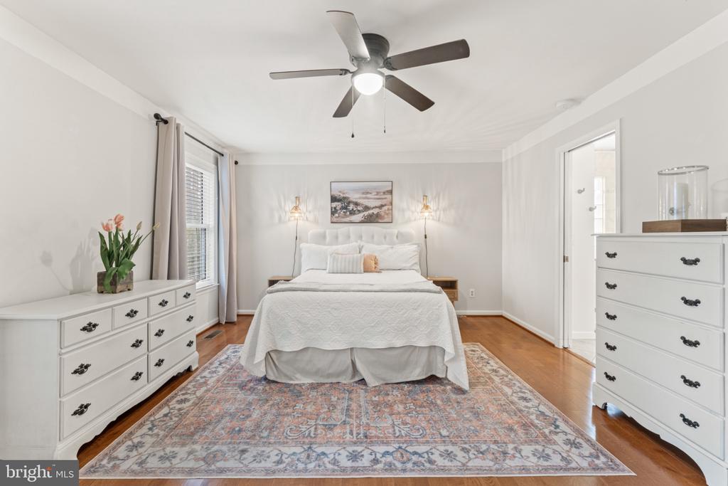 10111 OAT LANDS PL, FREDERICKSBURG, Virginia 22408, 3 Bedrooms Bedrooms, ,2 BathroomsBathrooms,Residential,10111 OAT LANDS PL,VASP2039518 MLS # VASP2039518