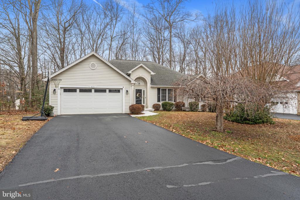 10111 OAT LANDS PL, FREDERICKSBURG, Virginia 22408, 3 Bedrooms Bedrooms, ,2 BathroomsBathrooms,Residential,10111 OAT LANDS PL,VASP2039518 MLS # VASP2039518