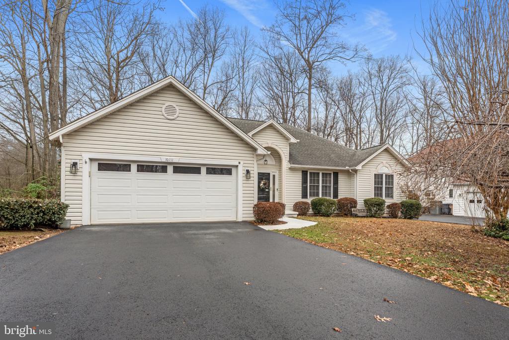 10111 OAT LANDS PL, FREDERICKSBURG, Virginia 22408, 3 Bedrooms Bedrooms, ,2 BathroomsBathrooms,Residential,10111 OAT LANDS PL,VASP2039518 MLS # VASP2039518