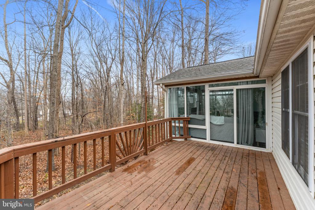 10111 OAT LANDS PL, FREDERICKSBURG, Virginia 22408, 3 Bedrooms Bedrooms, ,2 BathroomsBathrooms,Residential,10111 OAT LANDS PL,VASP2039518 MLS # VASP2039518