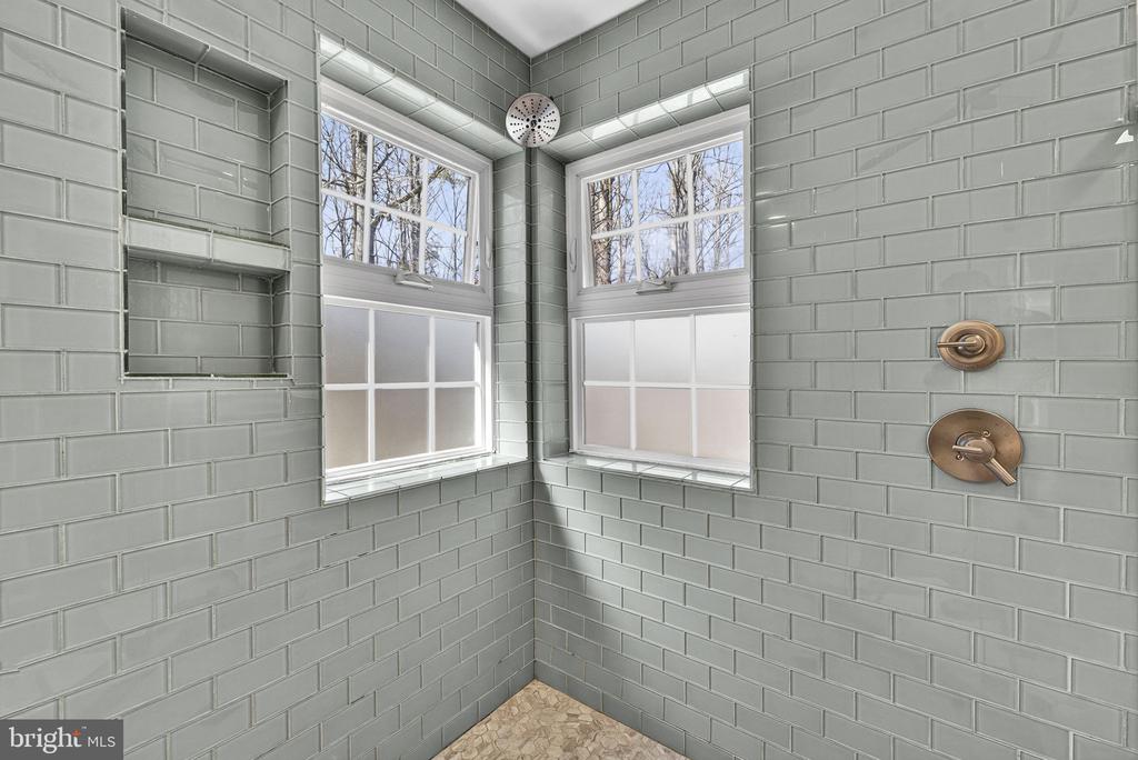 17201 HEATHER DAWN LN, BRANDY STATION, Virginia 22714, 4 Bedrooms Bedrooms, ,4 BathroomsBathrooms,Residential,17201 HEATHER DAWN LN,VACU2012792 MLS # VACU2012792