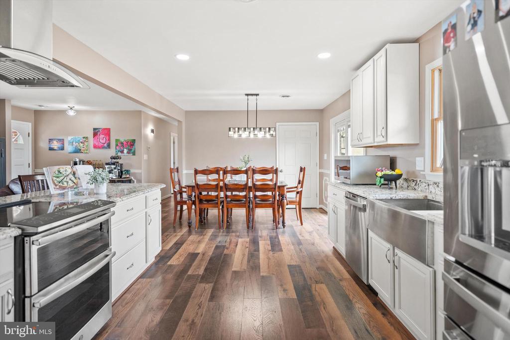 436 CASTLETON VIEW RD, CASTLETON, Virginia 22716, 4 Bedrooms Bedrooms, ,3 BathroomsBathrooms,Residential,436 CASTLETON VIEW RD,VARP2002506 MLS # VARP2002506