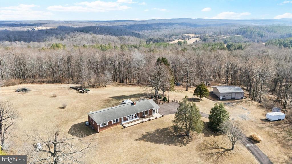 436 CASTLETON VIEW RD, CASTLETON, Virginia 22716, 4 Bedrooms Bedrooms, ,3 BathroomsBathrooms,Residential,436 CASTLETON VIEW RD,VARP2002506 MLS # VARP2002506