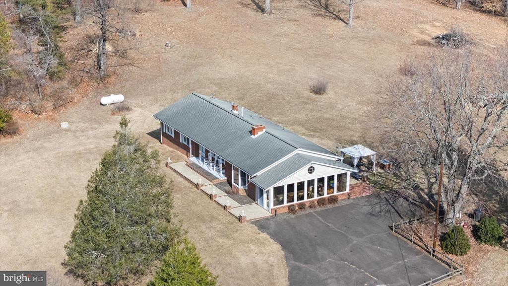 436 CASTLETON VIEW RD, CASTLETON, Virginia 22716, 4 Bedrooms Bedrooms, ,3 BathroomsBathrooms,Residential,436 CASTLETON VIEW RD,VARP2002506 MLS # VARP2002506