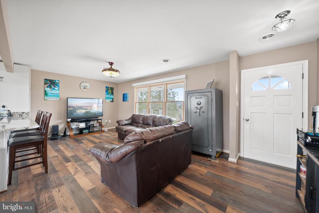 436 CASTLETON VIEW RD, CASTLETON, Virginia 22716, 4 Bedrooms Bedrooms, ,3 BathroomsBathrooms,Residential,436 CASTLETON VIEW RD,VARP2002506 MLS # VARP2002506