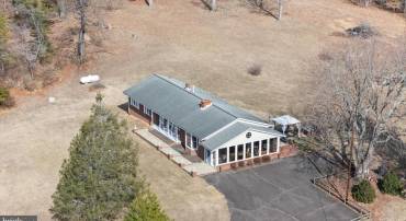 436 CASTLETON VIEW RD, CASTLETON, Virginia 22716, 4 Bedrooms Bedrooms, ,3 BathroomsBathrooms,Residential,436 CASTLETON VIEW RD,VARP2002506 MLS # VARP2002506