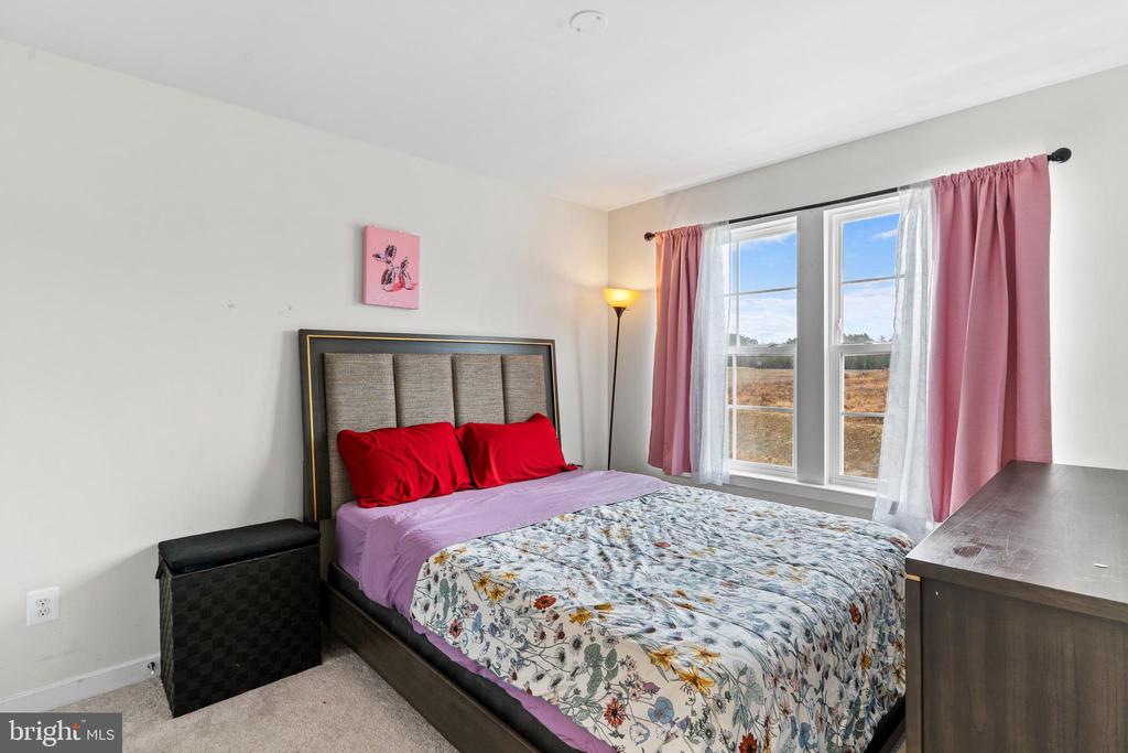 19126 ISABEL BLVD, JEFFERSONTON, Virginia 22724, 4 Bedrooms Bedrooms, ,3 BathroomsBathrooms,Residential,19126 ISABEL BLVD,VACU2012688 MLS # VACU2012688