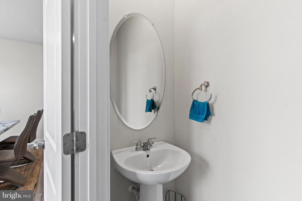 19126 ISABEL BLVD, JEFFERSONTON, Virginia 22724, 4 Bedrooms Bedrooms, ,3 BathroomsBathrooms,Residential,19126 ISABEL BLVD,VACU2012688 MLS # VACU2012688