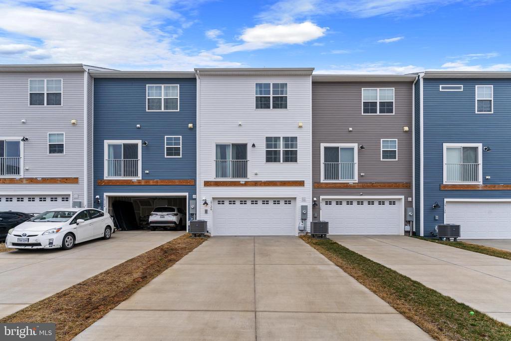 19126 ISABEL BLVD, JEFFERSONTON, Virginia 22724, 4 Bedrooms Bedrooms, ,3 BathroomsBathrooms,Residential,19126 ISABEL BLVD,VACU2012688 MLS # VACU2012688