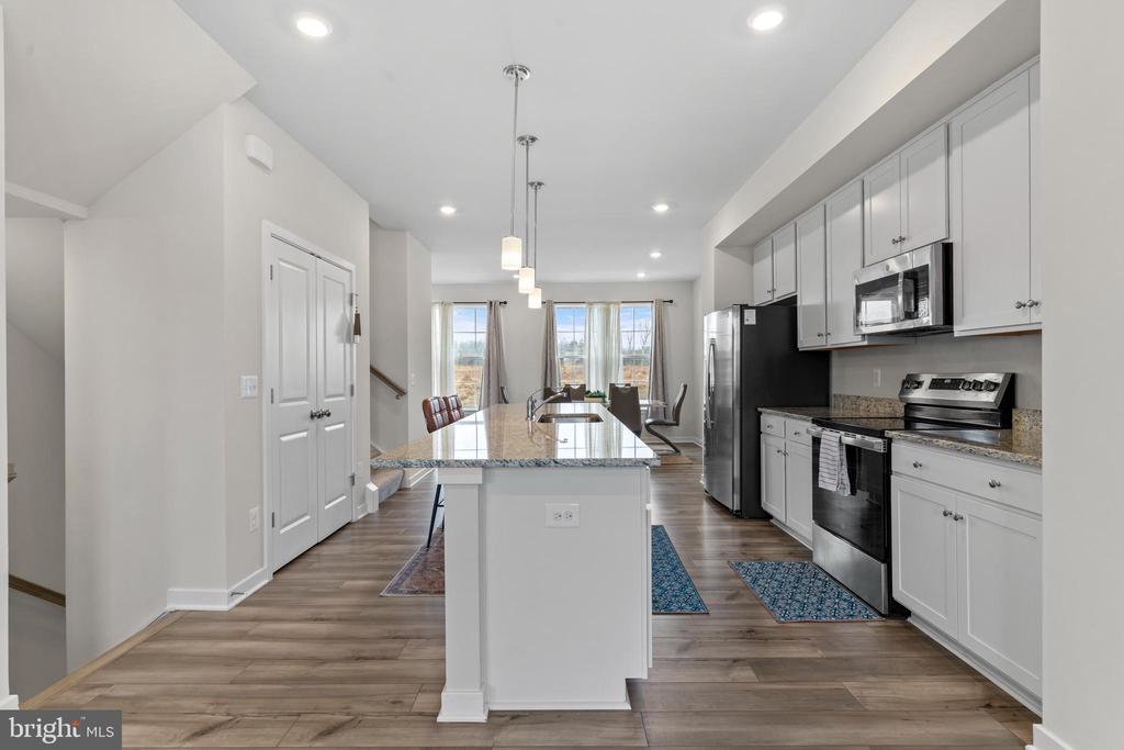 19126 ISABEL BLVD, JEFFERSONTON, Virginia 22724, 4 Bedrooms Bedrooms, ,3 BathroomsBathrooms,Residential,19126 ISABEL BLVD,VACU2012688 MLS # VACU2012688