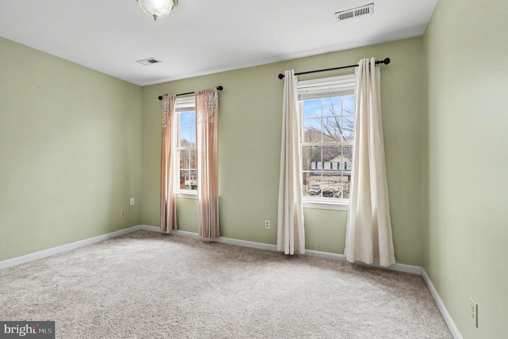 7415 STERLING DR, FREDERICKSBURG, Virginia 22407, 4 Bedrooms Bedrooms, ,2 BathroomsBathrooms,Residential,7415 STERLING DR,VASP2039640 MLS # VASP2039640