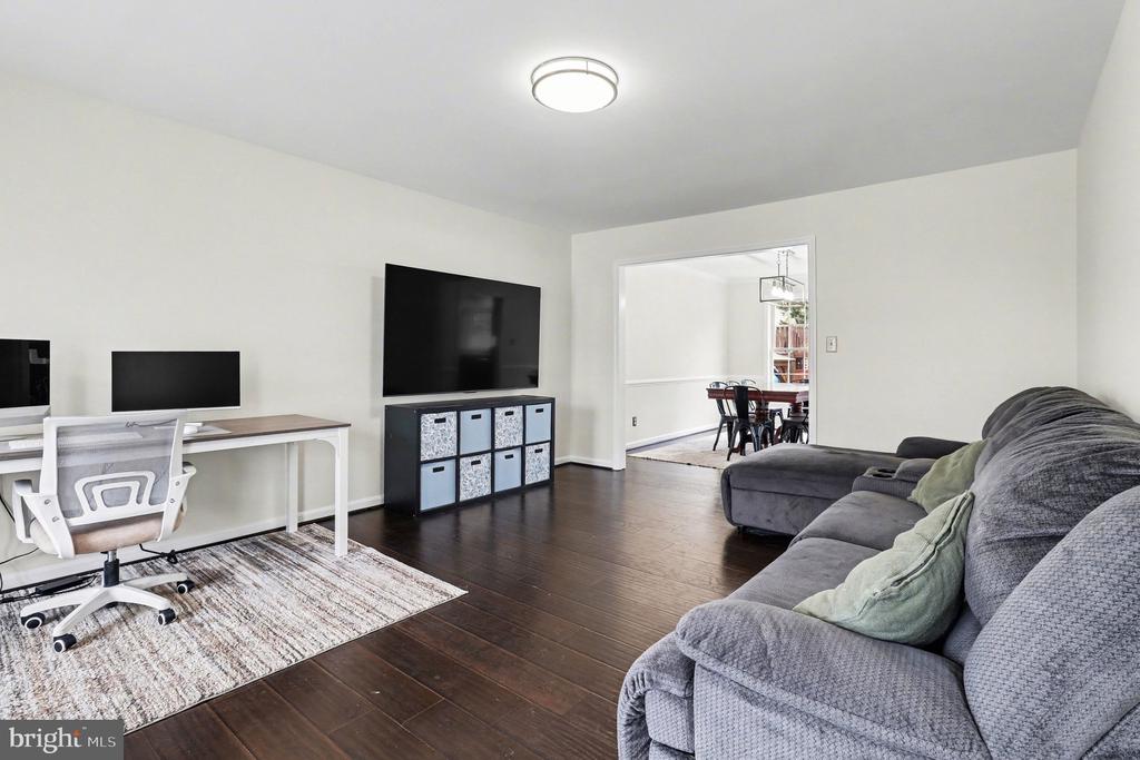 7415 STERLING DR, FREDERICKSBURG, Virginia 22407, 4 Bedrooms Bedrooms, ,2 BathroomsBathrooms,Residential,7415 STERLING DR,VASP2039640 MLS # VASP2039640