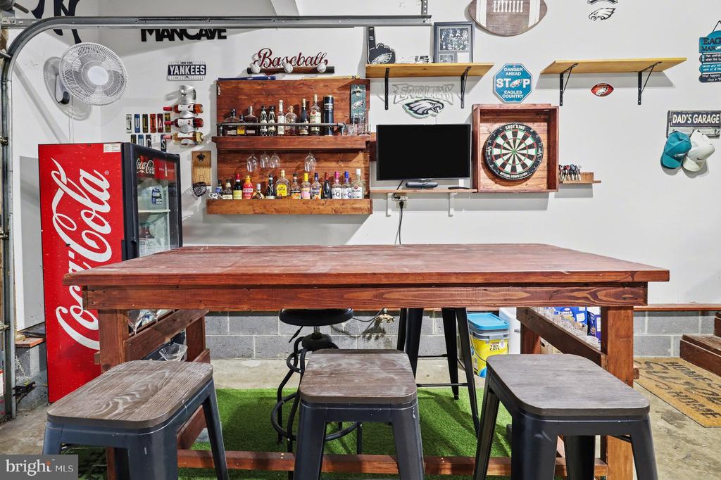 7415 STERLING DR, FREDERICKSBURG, Virginia 22407, 4 Bedrooms Bedrooms, ,2 BathroomsBathrooms,Residential,7415 STERLING DR,VASP2039640 MLS # VASP2039640