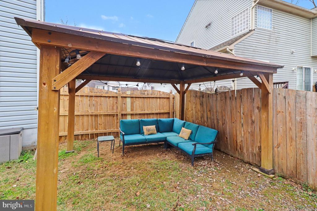 7415 STERLING DR, FREDERICKSBURG, Virginia 22407, 4 Bedrooms Bedrooms, ,2 BathroomsBathrooms,Residential,7415 STERLING DR,VASP2039640 MLS # VASP2039640