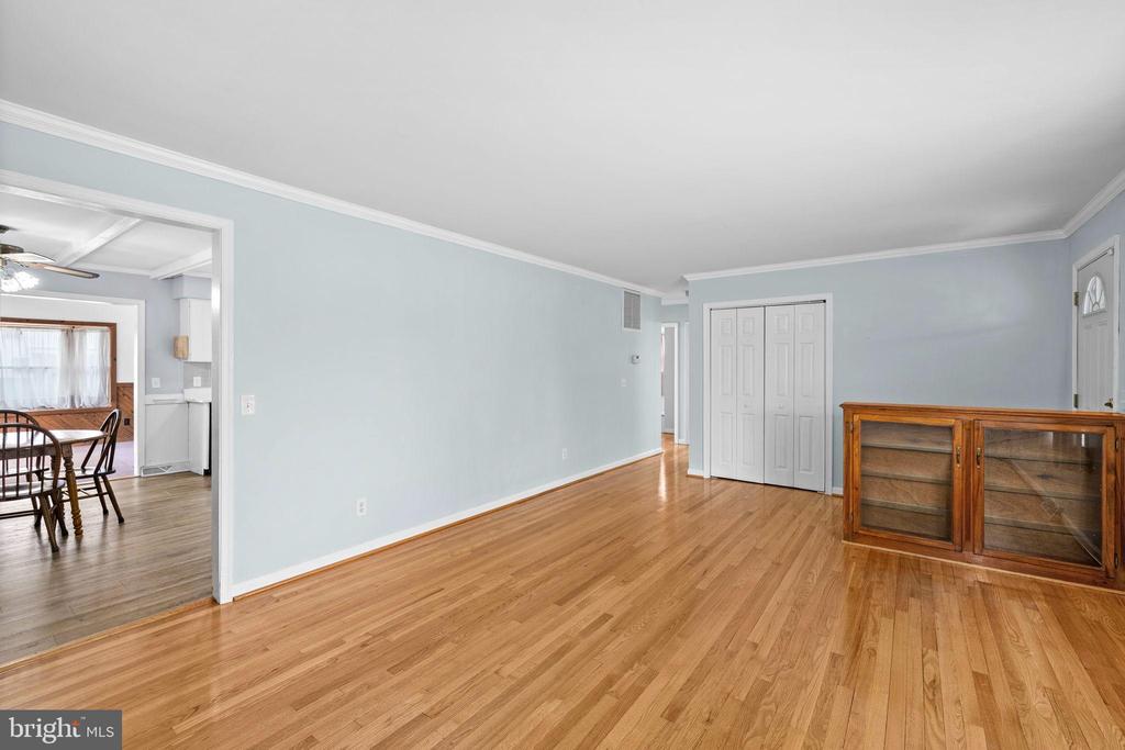 114 HAMILTON ST, FREDERICKSBURG, Virginia 22408, 3 Bedrooms Bedrooms, ,2 BathroomsBathrooms,Residential,114 HAMILTON ST,VASP2039576 MLS # VASP2039576