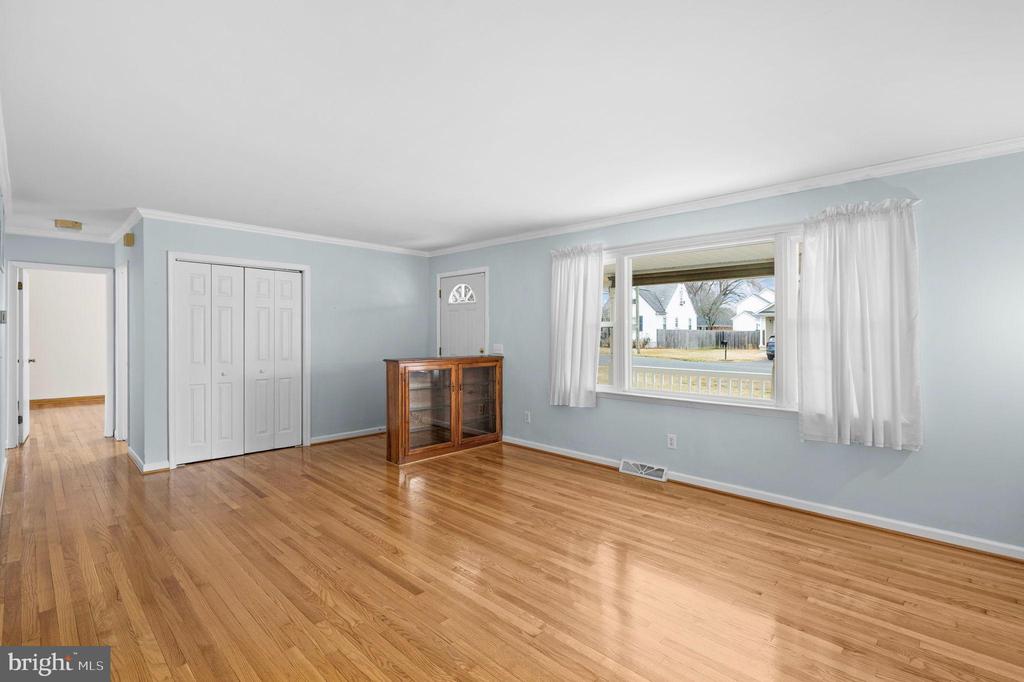 114 HAMILTON ST, FREDERICKSBURG, Virginia 22408, 3 Bedrooms Bedrooms, ,2 BathroomsBathrooms,Residential,114 HAMILTON ST,VASP2039576 MLS # VASP2039576