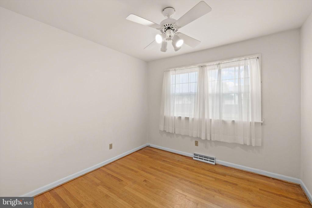 114 HAMILTON ST, FREDERICKSBURG, Virginia 22408, 3 Bedrooms Bedrooms, ,2 BathroomsBathrooms,Residential,114 HAMILTON ST,VASP2039576 MLS # VASP2039576