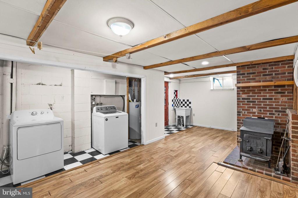 114 HAMILTON ST, FREDERICKSBURG, Virginia 22408, 3 Bedrooms Bedrooms, ,2 BathroomsBathrooms,Residential,114 HAMILTON ST,VASP2039576 MLS # VASP2039576