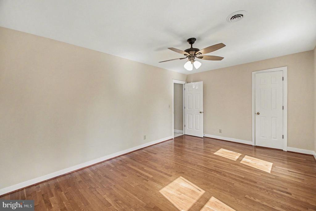 1423 CANDLEWOOD ST, FREDERICKSBURG, Virginia 22407, 4 Bedrooms Bedrooms, ,2 BathroomsBathrooms,Residential,1423 CANDLEWOOD ST,VASP2039806 MLS # VASP2039806