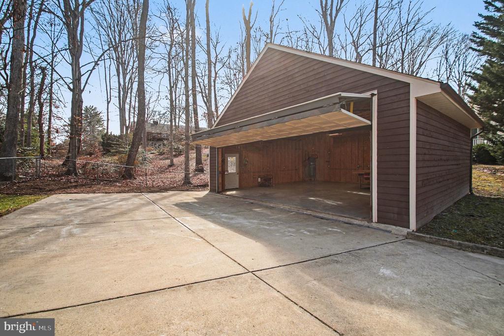 1423 CANDLEWOOD ST, FREDERICKSBURG, Virginia 22407, 4 Bedrooms Bedrooms, ,2 BathroomsBathrooms,Residential,1423 CANDLEWOOD ST,VASP2039806 MLS # VASP2039806