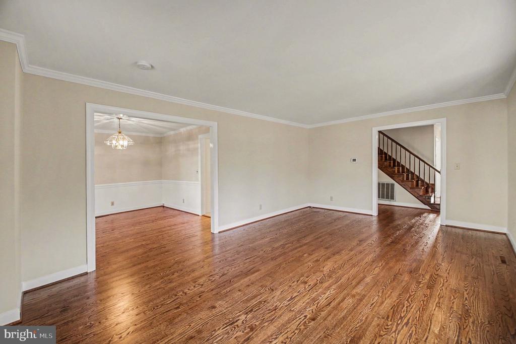 1423 CANDLEWOOD ST, FREDERICKSBURG, Virginia 22407, 4 Bedrooms Bedrooms, ,2 BathroomsBathrooms,Residential,1423 CANDLEWOOD ST,VASP2039806 MLS # VASP2039806