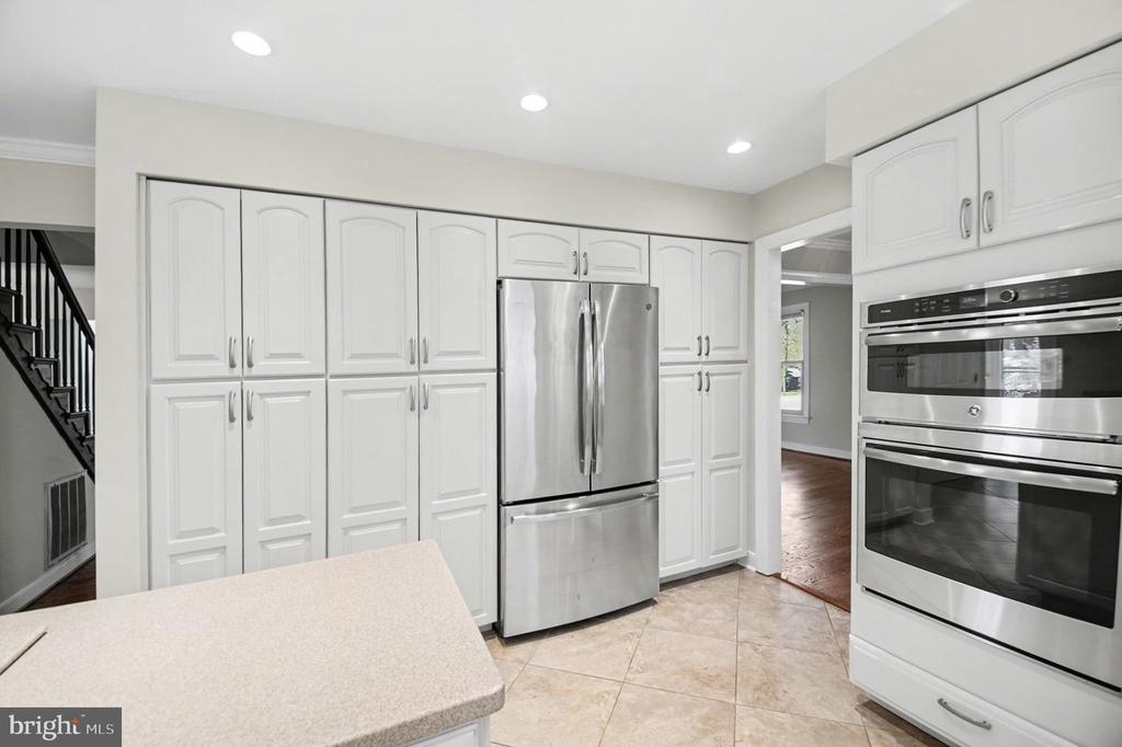 1423 CANDLEWOOD ST, FREDERICKSBURG, Virginia 22407, 4 Bedrooms Bedrooms, ,2 BathroomsBathrooms,Residential,1423 CANDLEWOOD ST,VASP2039806 MLS # VASP2039806