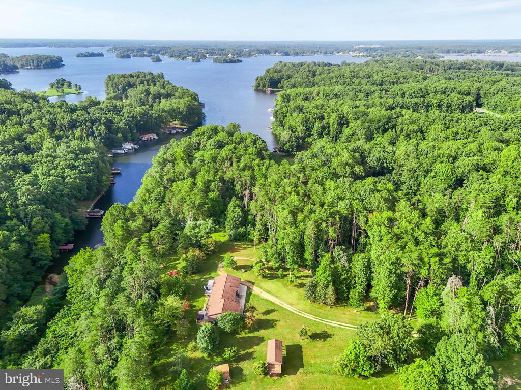 3807 BEAR TREE LN, BUMPASS, Virginia 23024, 3 Bedrooms Bedrooms, ,3 BathroomsBathrooms,Residential,3807 BEAR TREE LN,VASP2039710 MLS # VASP2039710