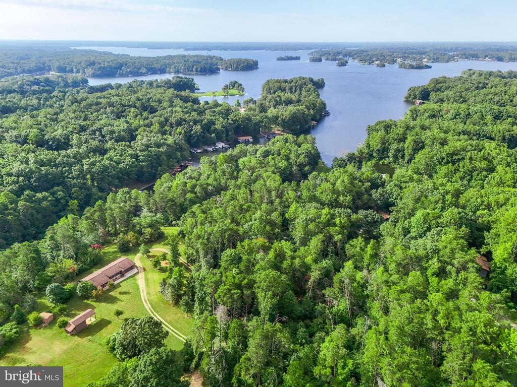 3807 BEAR TREE LN, BUMPASS, Virginia 23024, 3 Bedrooms Bedrooms, ,3 BathroomsBathrooms,Residential,3807 BEAR TREE LN,VASP2039710 MLS # VASP2039710