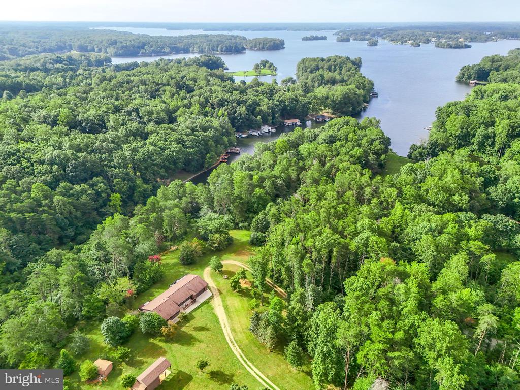 3807 BEAR TREE LN, BUMPASS, Virginia 23024, 3 Bedrooms Bedrooms, ,3 BathroomsBathrooms,Residential,3807 BEAR TREE LN,VASP2039710 MLS # VASP2039710