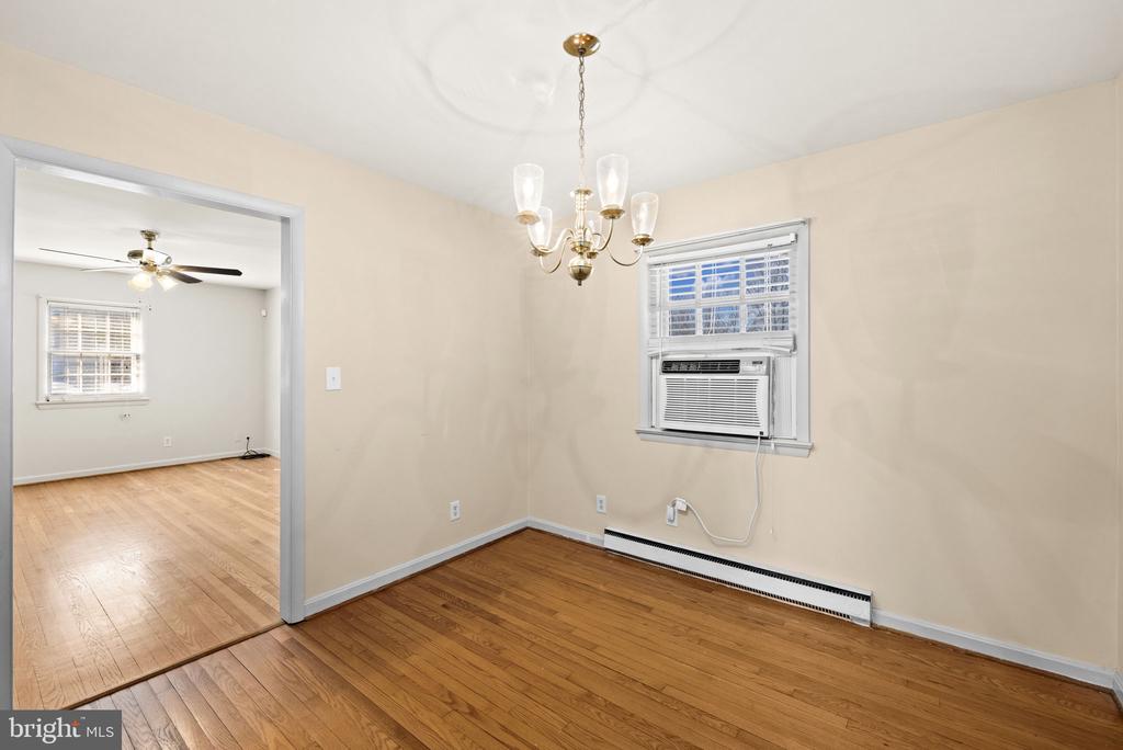 1145 BERNSTEIN RD, FREDERICKSBURG, Virginia 22407, 3 Bedrooms Bedrooms, ,1 BathroomBathrooms,Residential,1145 BERNSTEIN RD,VASP2039682 MLS # VASP2039682