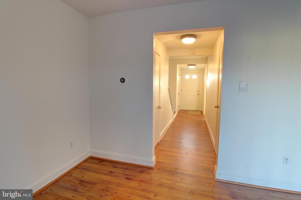 128 FAIRFIELD ST, WARRENTON, Virginia 20186, 3 Bedrooms Bedrooms, ,2 BathroomsBathrooms,Residential,LEEDS SQUARE,128 FAIRFIELD ST,VAFQ2020844 MLS # VAFQ2020844