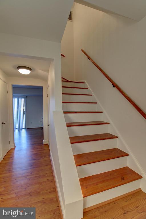 128 FAIRFIELD ST, WARRENTON, Virginia 20186, 3 Bedrooms Bedrooms, ,2 BathroomsBathrooms,Residential,LEEDS SQUARE,128 FAIRFIELD ST,VAFQ2020844 MLS # VAFQ2020844