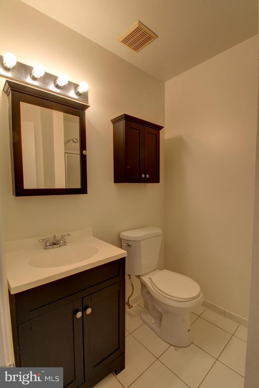 128 FAIRFIELD ST, WARRENTON, Virginia 20186, 3 Bedrooms Bedrooms, ,2 BathroomsBathrooms,Residential,LEEDS SQUARE,128 FAIRFIELD ST,VAFQ2020844 MLS # VAFQ2020844