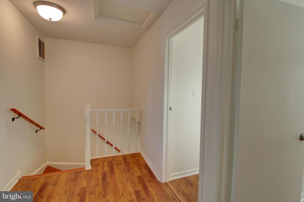 128 FAIRFIELD ST, WARRENTON, Virginia 20186, 3 Bedrooms Bedrooms, ,2 BathroomsBathrooms,Residential,LEEDS SQUARE,128 FAIRFIELD ST,VAFQ2020844 MLS # VAFQ2020844