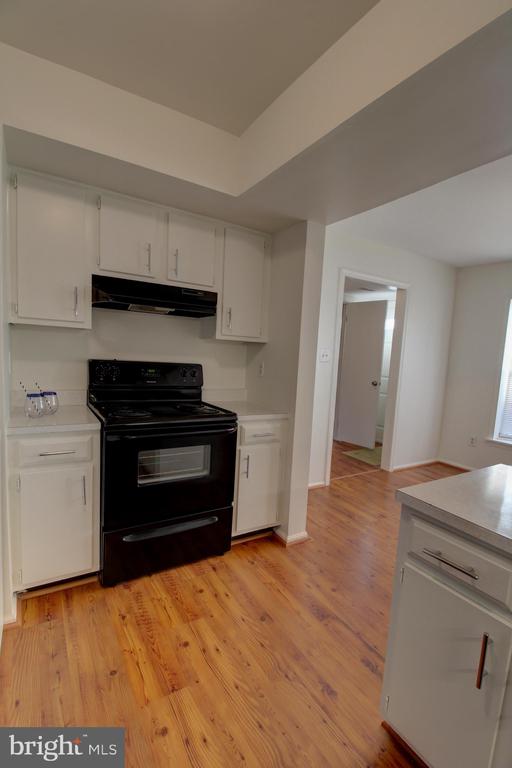 128 FAIRFIELD ST, WARRENTON, Virginia 20186, 3 Bedrooms Bedrooms, ,2 BathroomsBathrooms,Residential,LEEDS SQUARE,128 FAIRFIELD ST,VAFQ2020844 MLS # VAFQ2020844