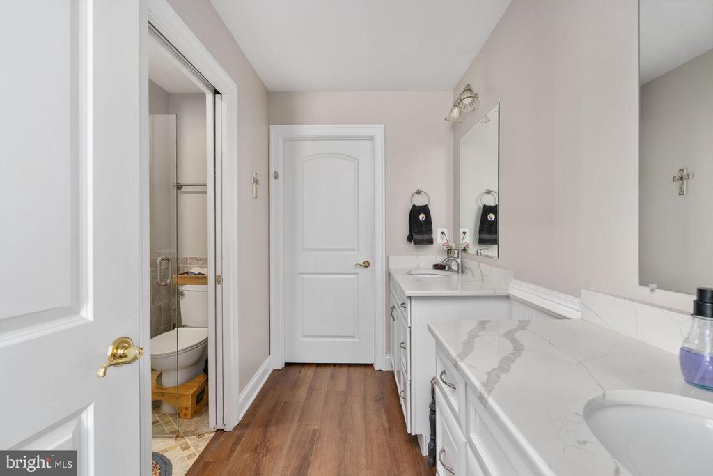 6357 AUTUMN LEAF CIR, FREDERICKSBURG, Virginia 22407, 2 Bedrooms Bedrooms, ,2 BathroomsBathrooms,Residential,6357 AUTUMN LEAF CIR,VASP2039862 MLS # VASP2039862