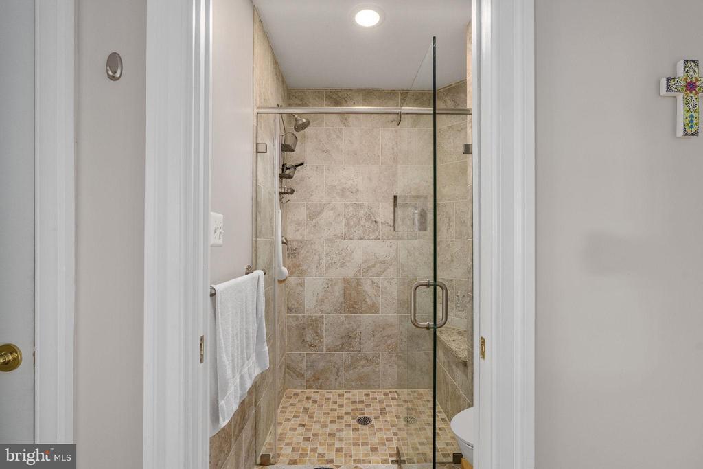 6357 AUTUMN LEAF CIR, FREDERICKSBURG, Virginia 22407, 2 Bedrooms Bedrooms, ,2 BathroomsBathrooms,Residential,6357 AUTUMN LEAF CIR,VASP2039862 MLS # VASP2039862