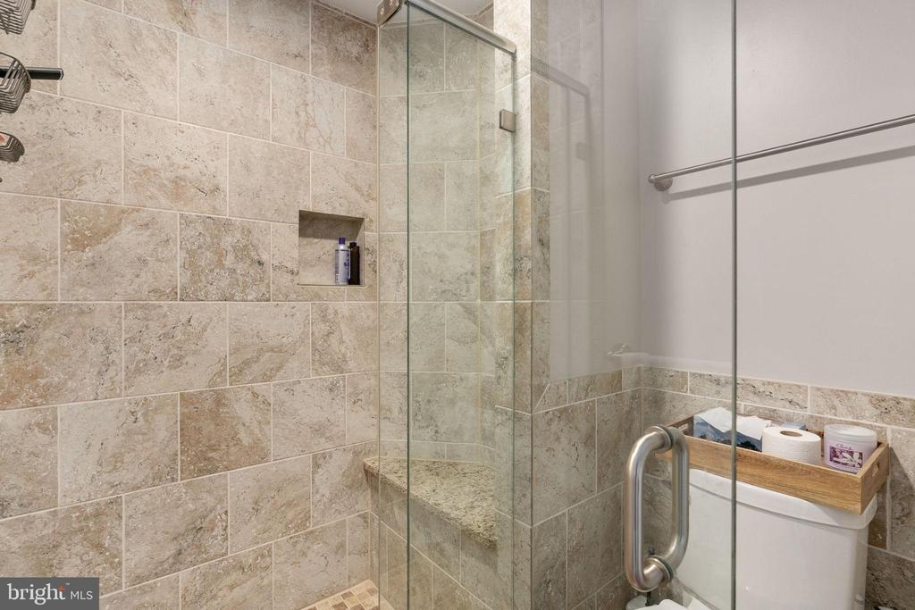 6357 AUTUMN LEAF CIR, FREDERICKSBURG, Virginia 22407, 2 Bedrooms Bedrooms, ,2 BathroomsBathrooms,Residential,6357 AUTUMN LEAF CIR,VASP2039862 MLS # VASP2039862