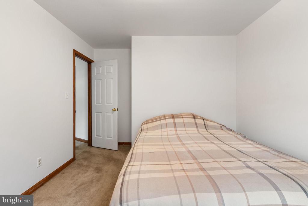 10712 MAPLE RIDGE DR, SPOTSYLVANIA, Virginia 22553, 3 Bedrooms Bedrooms, ,2 BathroomsBathrooms,Residential,10712 MAPLE RIDGE DR,VASP2039032 MLS # VASP2039032