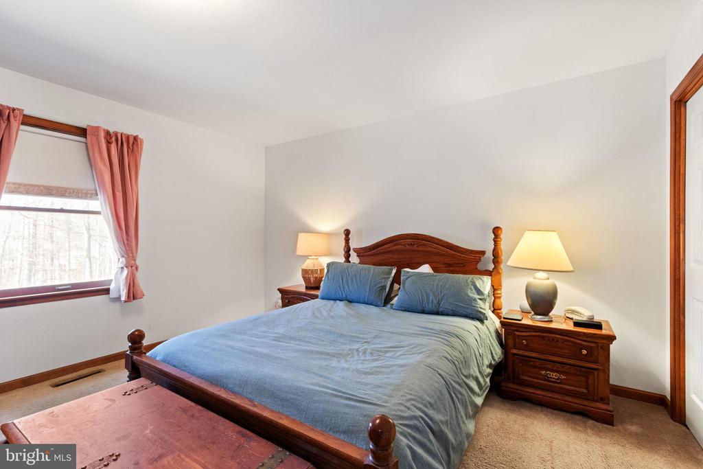 10712 MAPLE RIDGE DR, SPOTSYLVANIA, Virginia 22553, 3 Bedrooms Bedrooms, ,2 BathroomsBathrooms,Residential,10712 MAPLE RIDGE DR,VASP2039032 MLS # VASP2039032