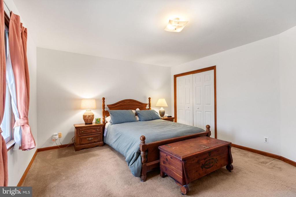 10712 MAPLE RIDGE DR, SPOTSYLVANIA, Virginia 22553, 3 Bedrooms Bedrooms, ,2 BathroomsBathrooms,Residential,10712 MAPLE RIDGE DR,VASP2039032 MLS # VASP2039032