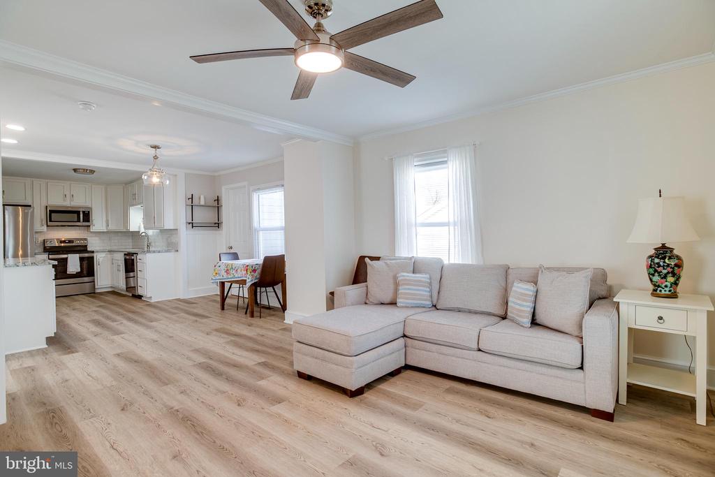 300 BELLEVIEW AVE, ORANGE, Virginia 22960, 3 Bedrooms Bedrooms, ,1 BathroomBathrooms,Residential,300 BELLEVIEW AVE,VAOR2013498 MLS # VAOR2013498