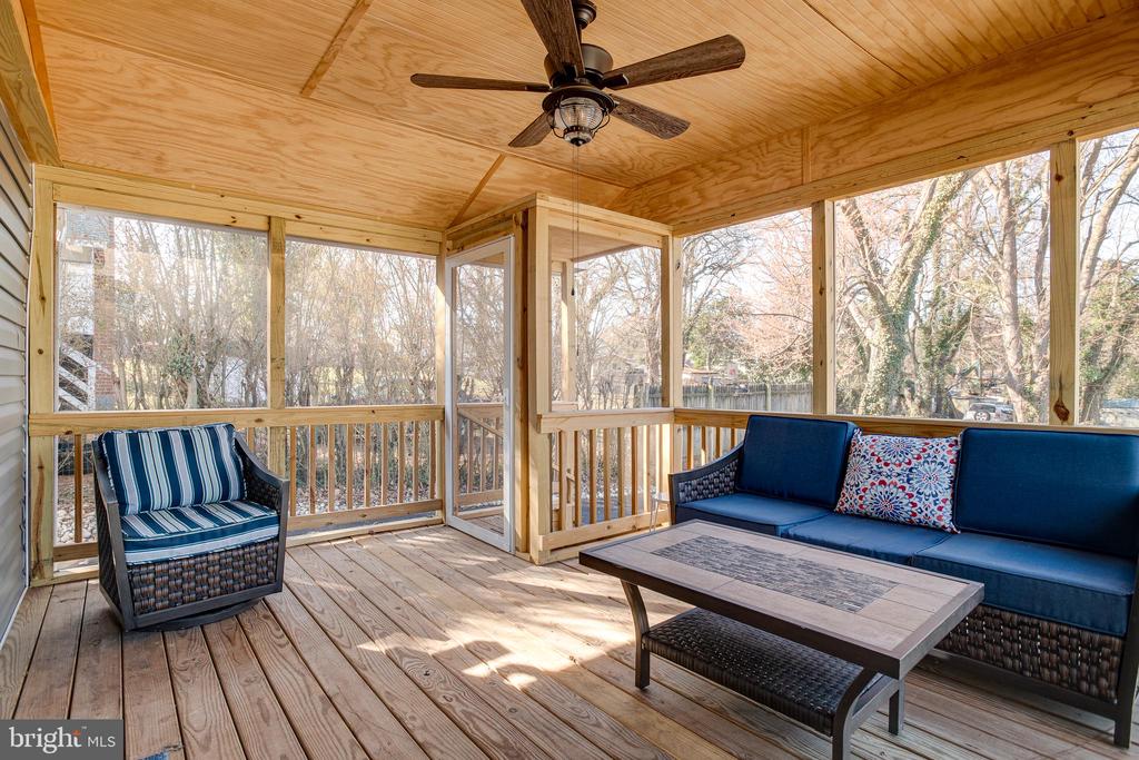 300 BELLEVIEW AVE, ORANGE, Virginia 22960, 3 Bedrooms Bedrooms, ,1 BathroomBathrooms,Residential,300 BELLEVIEW AVE,VAOR2013498 MLS # VAOR2013498