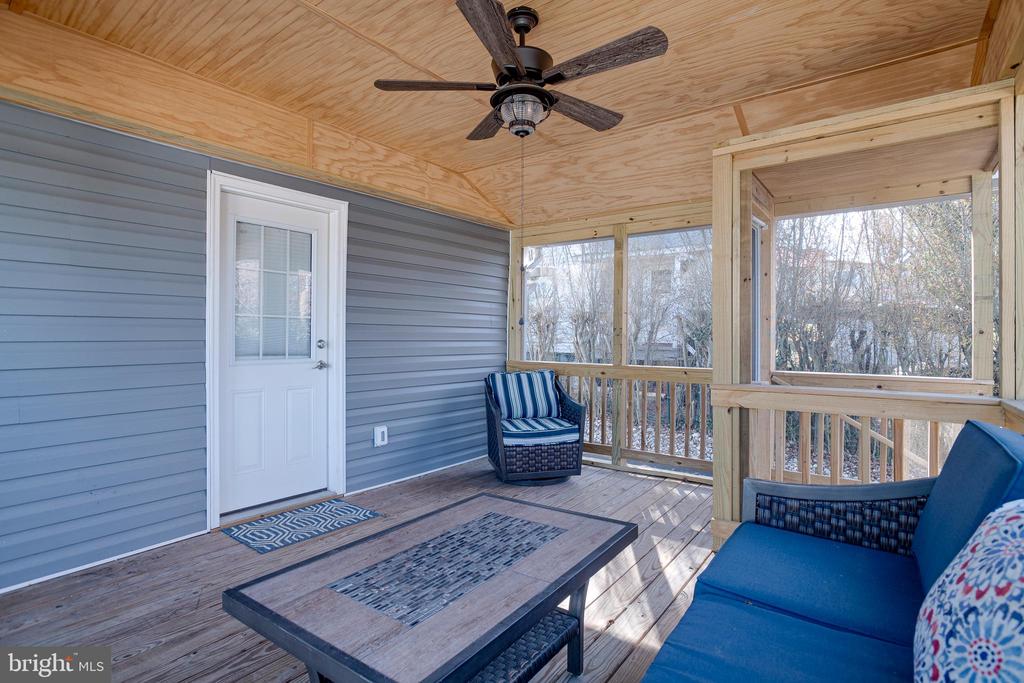 300 BELLEVIEW AVE, ORANGE, Virginia 22960, 3 Bedrooms Bedrooms, ,1 BathroomBathrooms,Residential,300 BELLEVIEW AVE,VAOR2013498 MLS # VAOR2013498