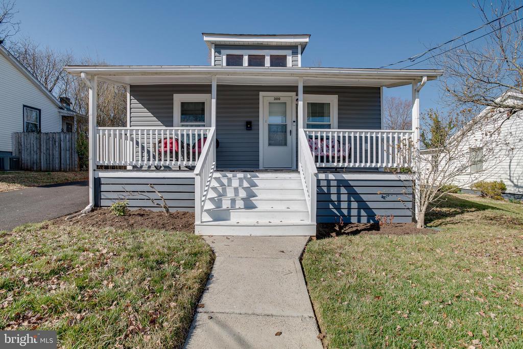 300 BELLEVIEW AVE, ORANGE, Virginia 22960, 3 Bedrooms Bedrooms, ,1 BathroomBathrooms,Residential,300 BELLEVIEW AVE,VAOR2013498 MLS # VAOR2013498