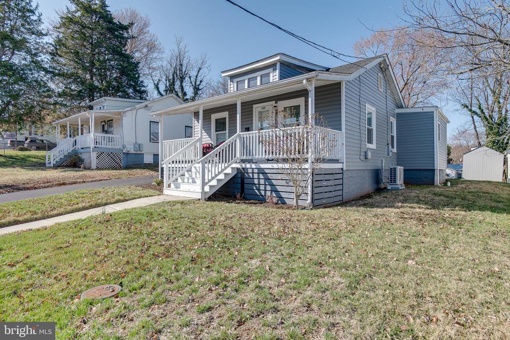 300 BELLEVIEW AVE, ORANGE, Virginia 22960, 3 Bedrooms Bedrooms, ,1 BathroomBathrooms,Residential,300 BELLEVIEW AVE,VAOR2013498 MLS # VAOR2013498